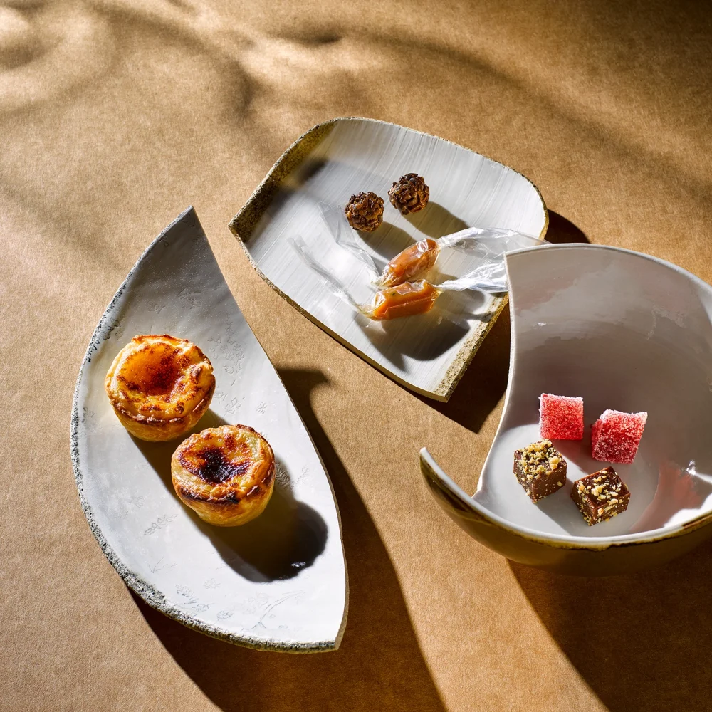Petit Four 98